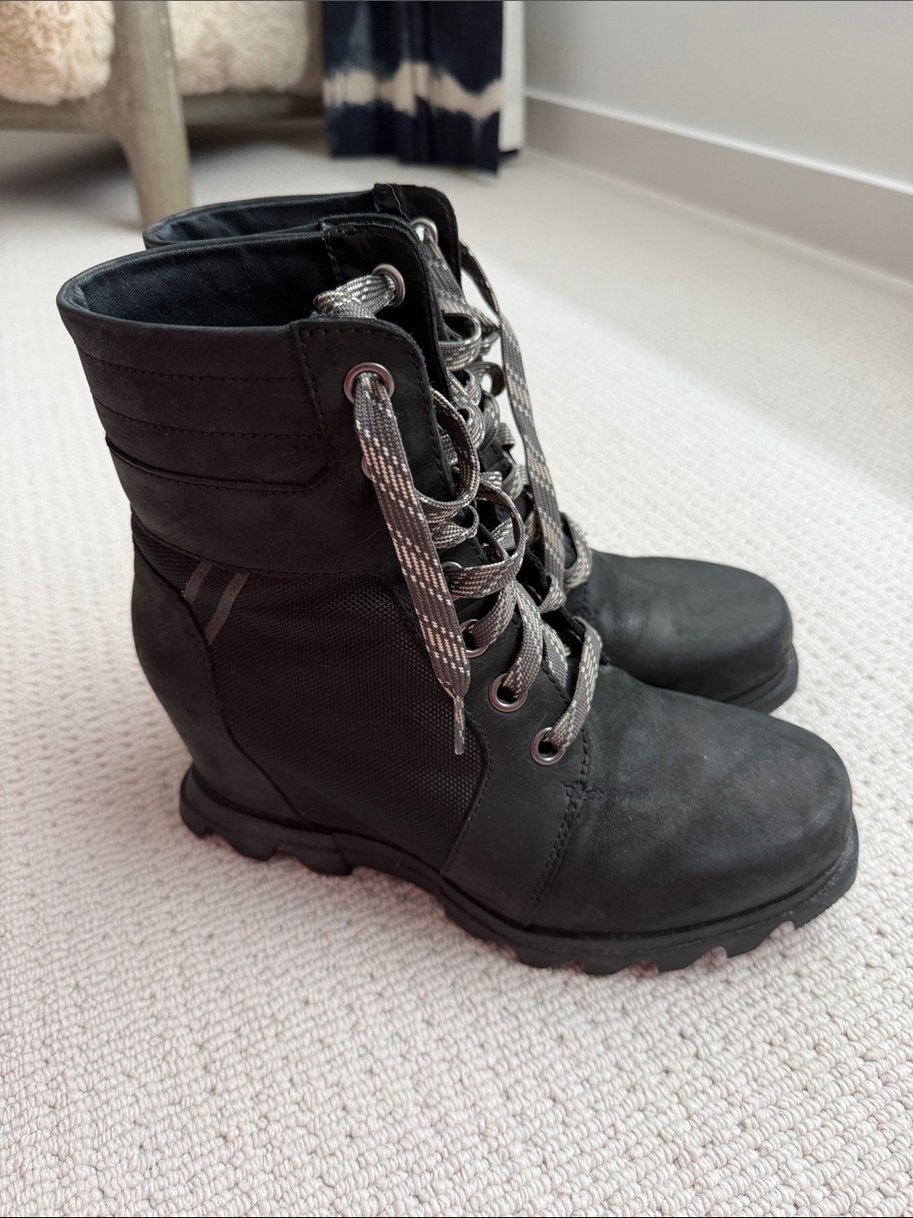 Sorel Black Lace-Up Wedge Ankle Boots with Gray Laces